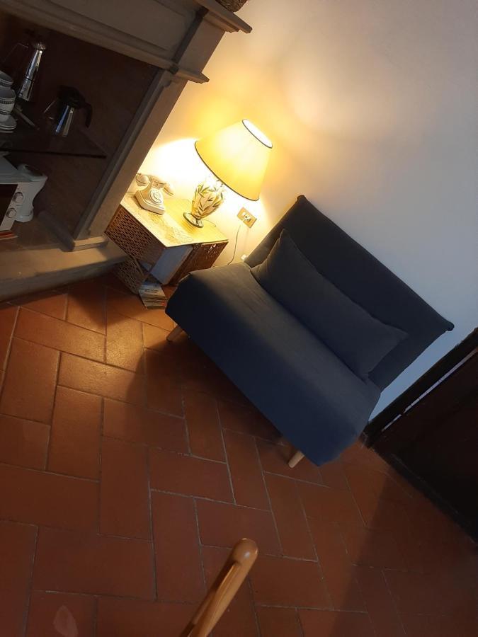La Casina Della Volpe Apartment Prato  Bagian luar foto