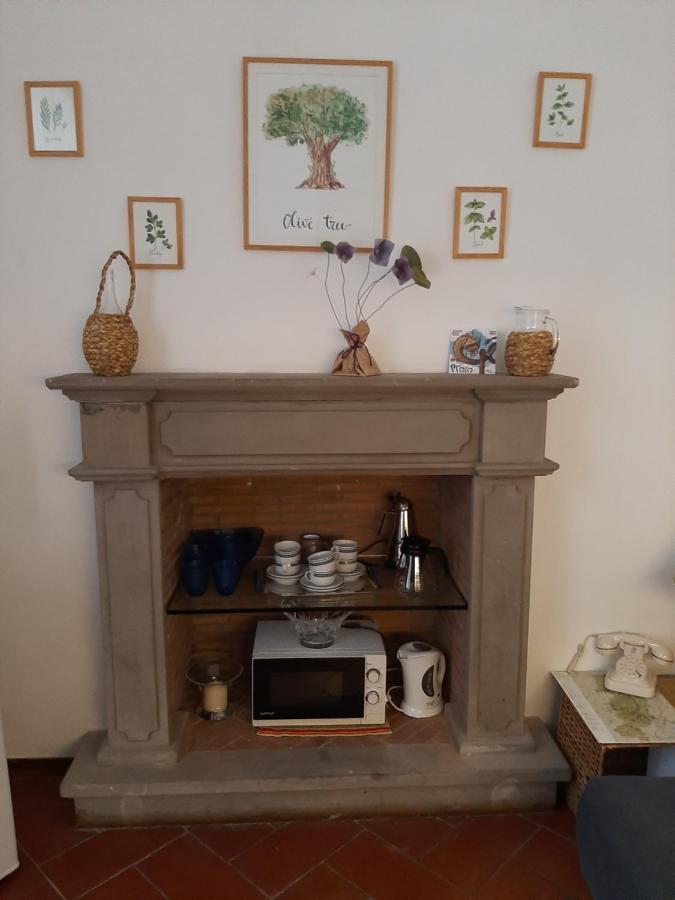 La Casina Della Volpe Apartment Prato  Bagian luar foto